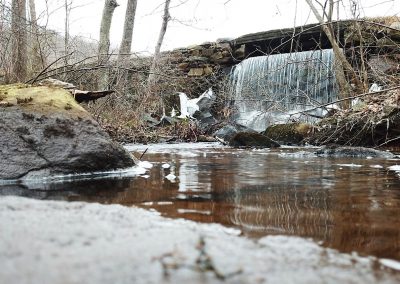 The spillway of the Lake Hudsonia dam